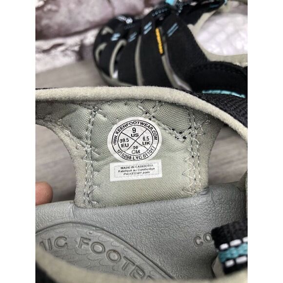 KEEN Black Blue Textile Synthetic Drawstring Hiking Sandas Women Sz 9M US/39.5EU - Picture 9 of 16